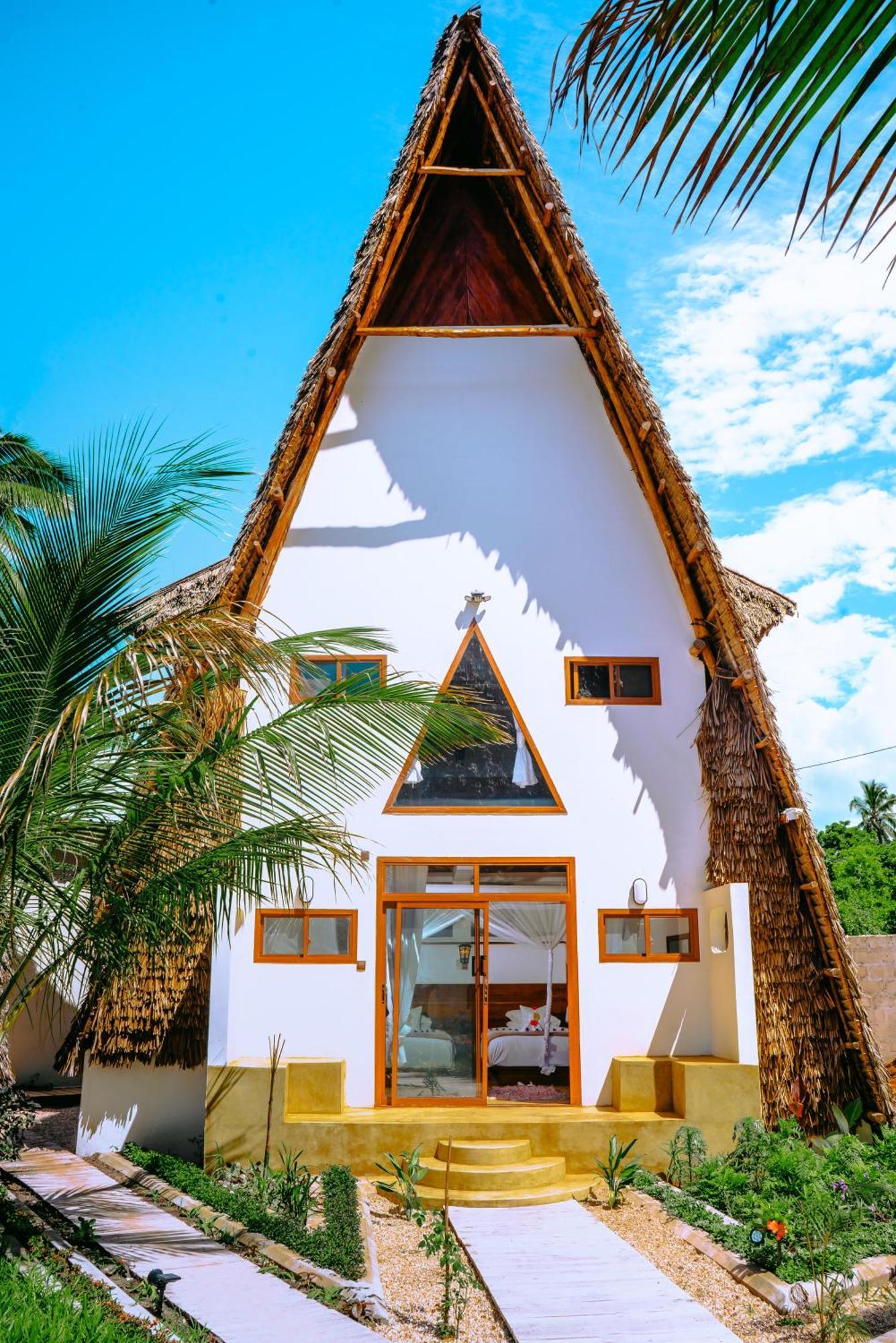 La Perla Beach Resort, Zanzibar - Your Beachfront Private Haven بواني ماكهانجاني المظهر الخارجي الصورة