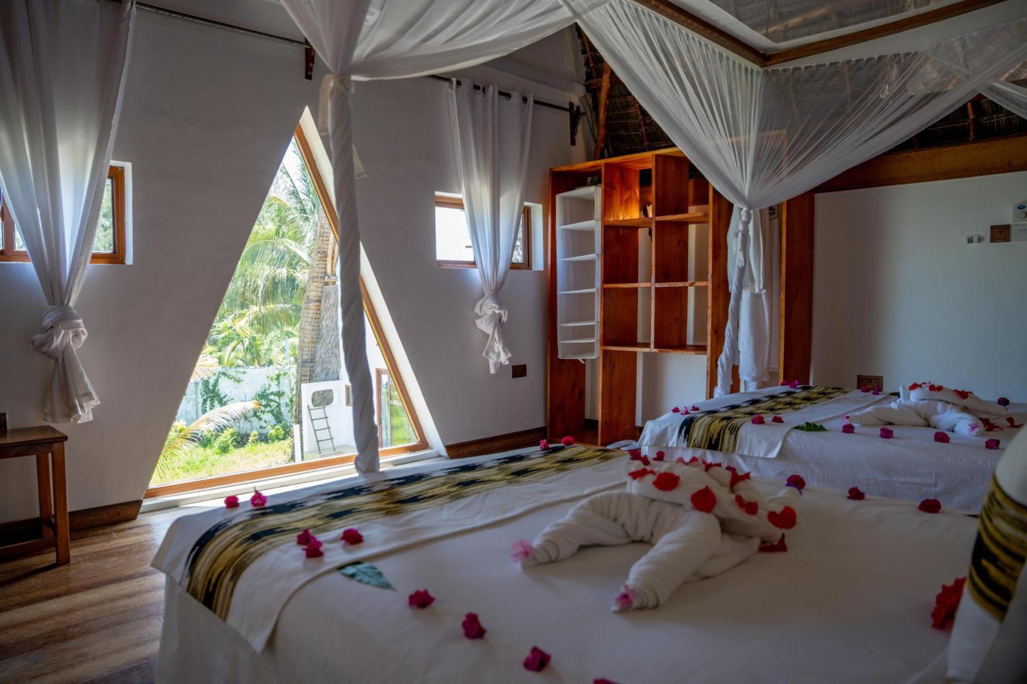 La Perla Beach Resort, Zanzibar - Your Beachfront Private Haven بواني ماكهانجاني المظهر الخارجي الصورة
