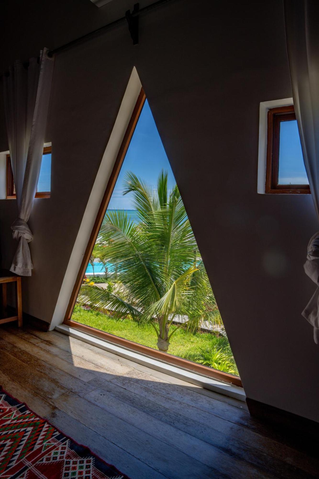 La Perla Beach Resort, Zanzibar - Your Beachfront Private Haven بواني ماكهانجاني المظهر الخارجي الصورة