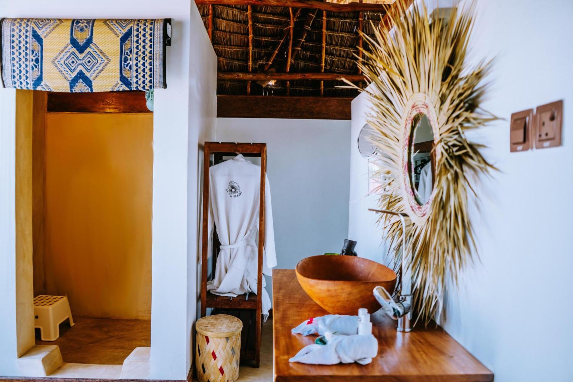 La Perla Beach Resort, Zanzibar - Your Beachfront Private Haven بواني ماكهانجاني المظهر الخارجي الصورة