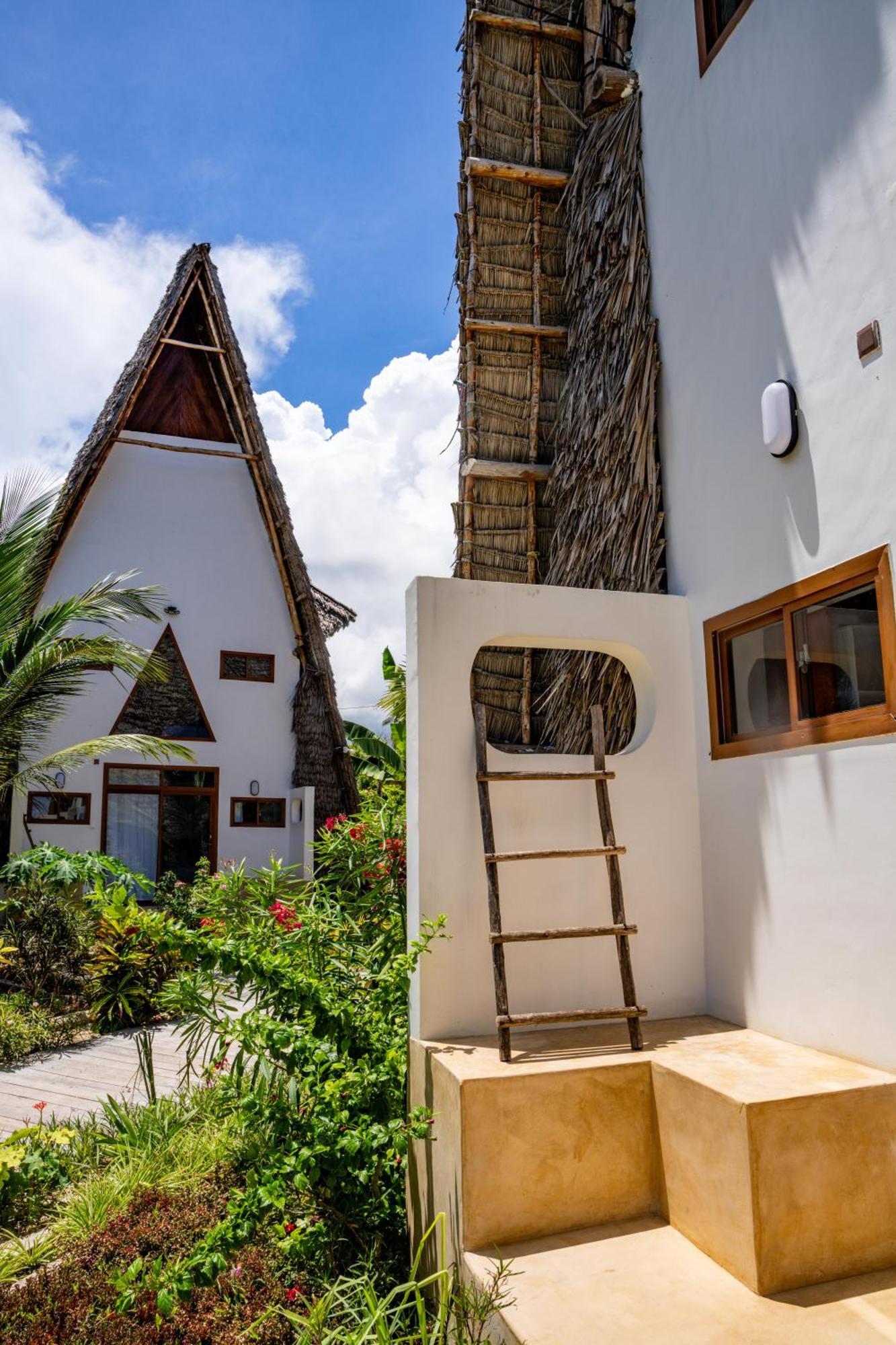 La Perla Beach Resort, Zanzibar - Your Beachfront Private Haven بواني ماكهانجاني المظهر الخارجي الصورة